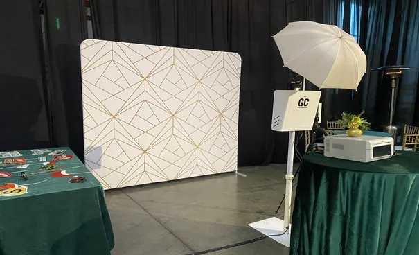photobooth cho sự kiện doanh - Top 5 mẫu photobooth được ưa chuộng nhất cho sự kiện doanh nghiệp tại Hà Nội