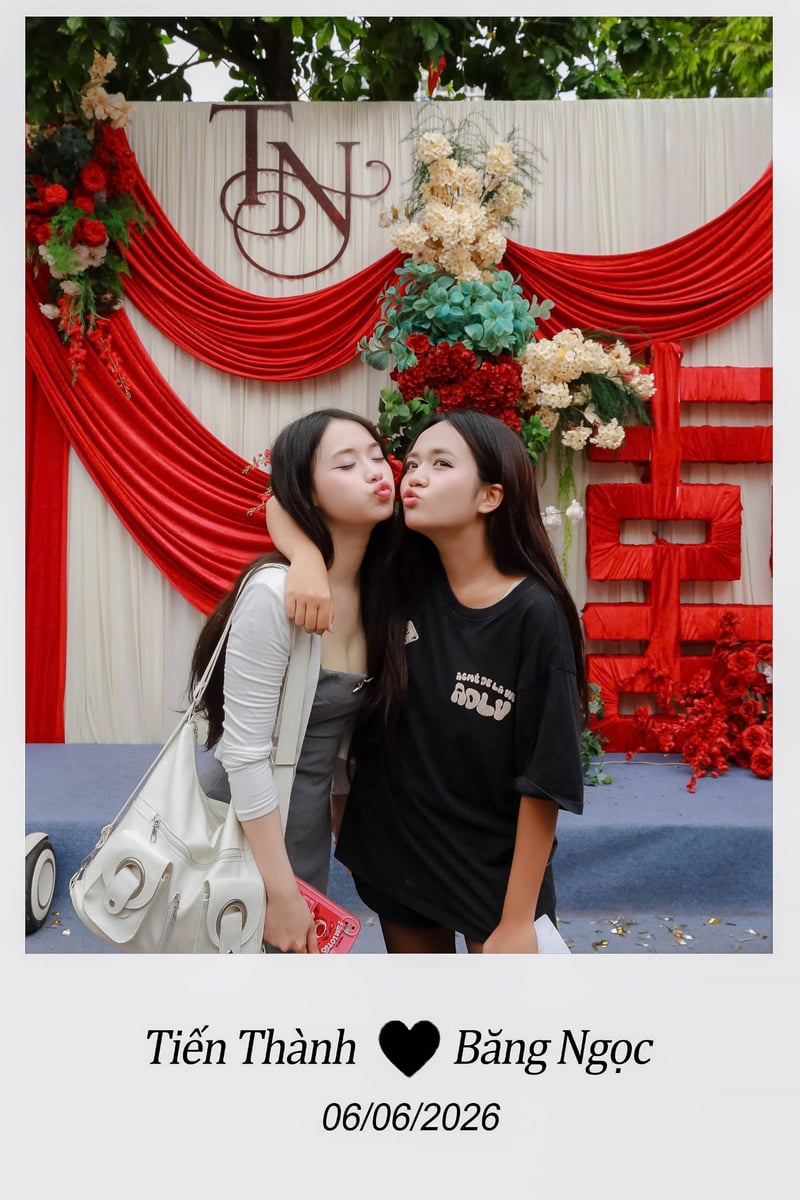Photobooth tiệc cưới