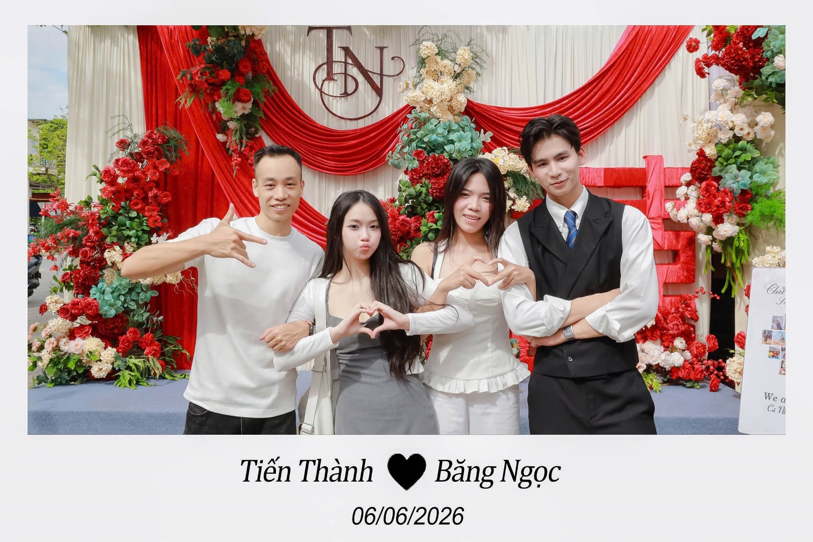 Photobooth tiệc cưới