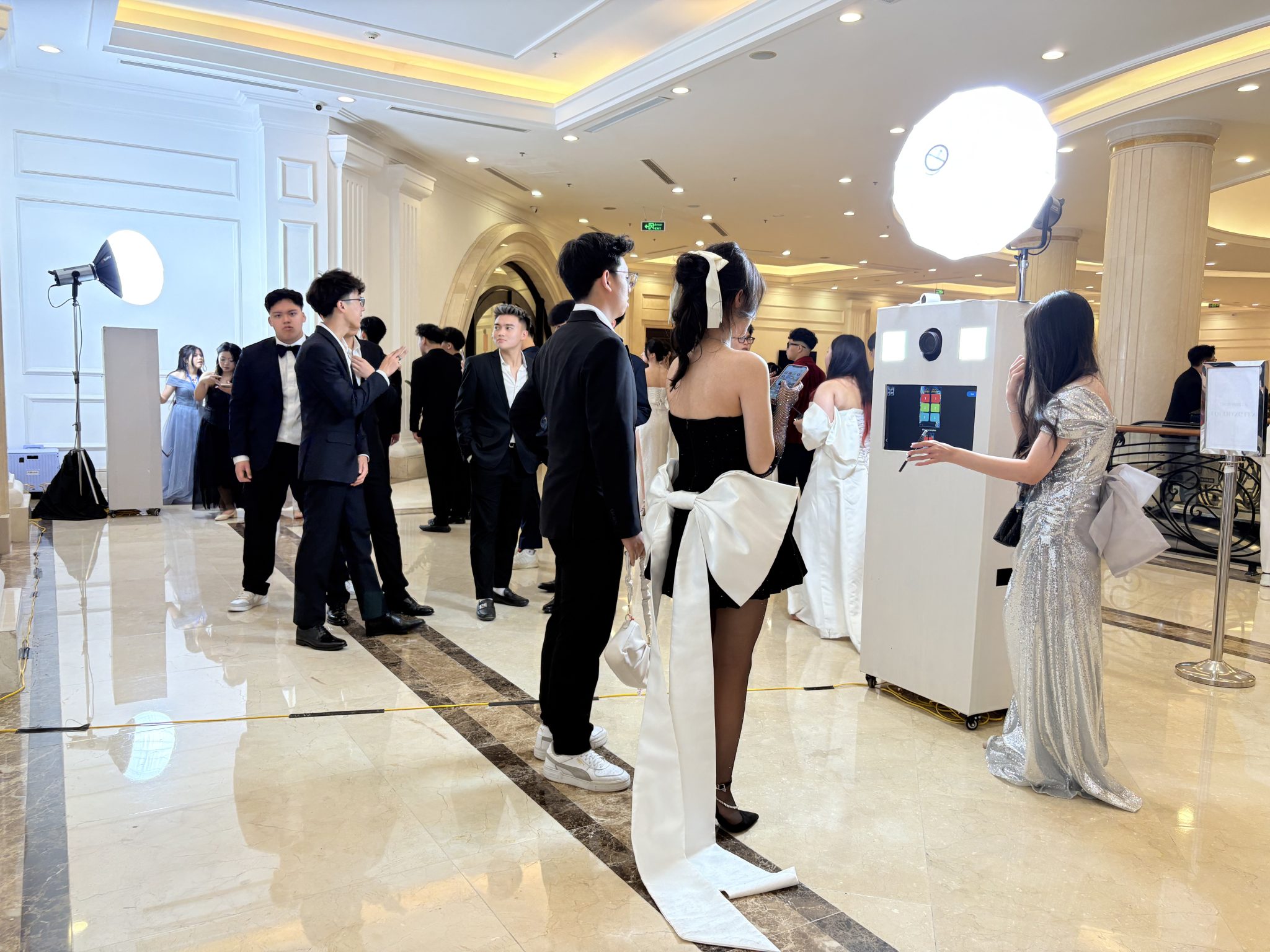 Photobooth Hà Nội - Dịch vụ chụp photobooth chuyên nghiệp